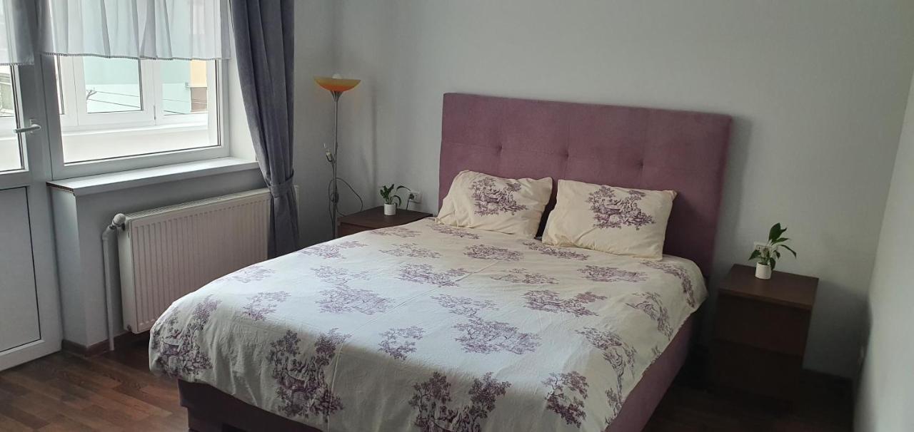 Yla Apartments Piatra Neamţ Exterior foto