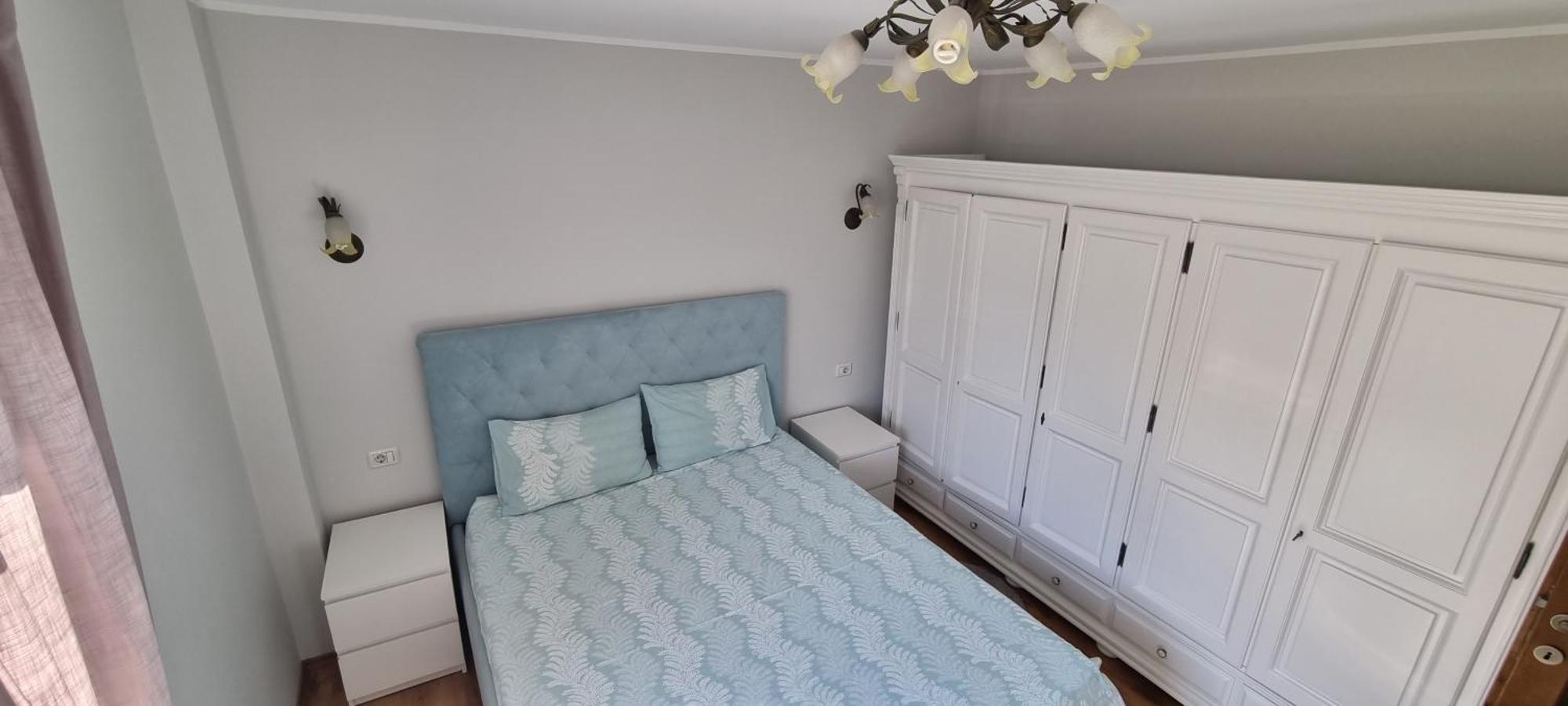 Yla Apartments Piatra Neamţ Exterior foto